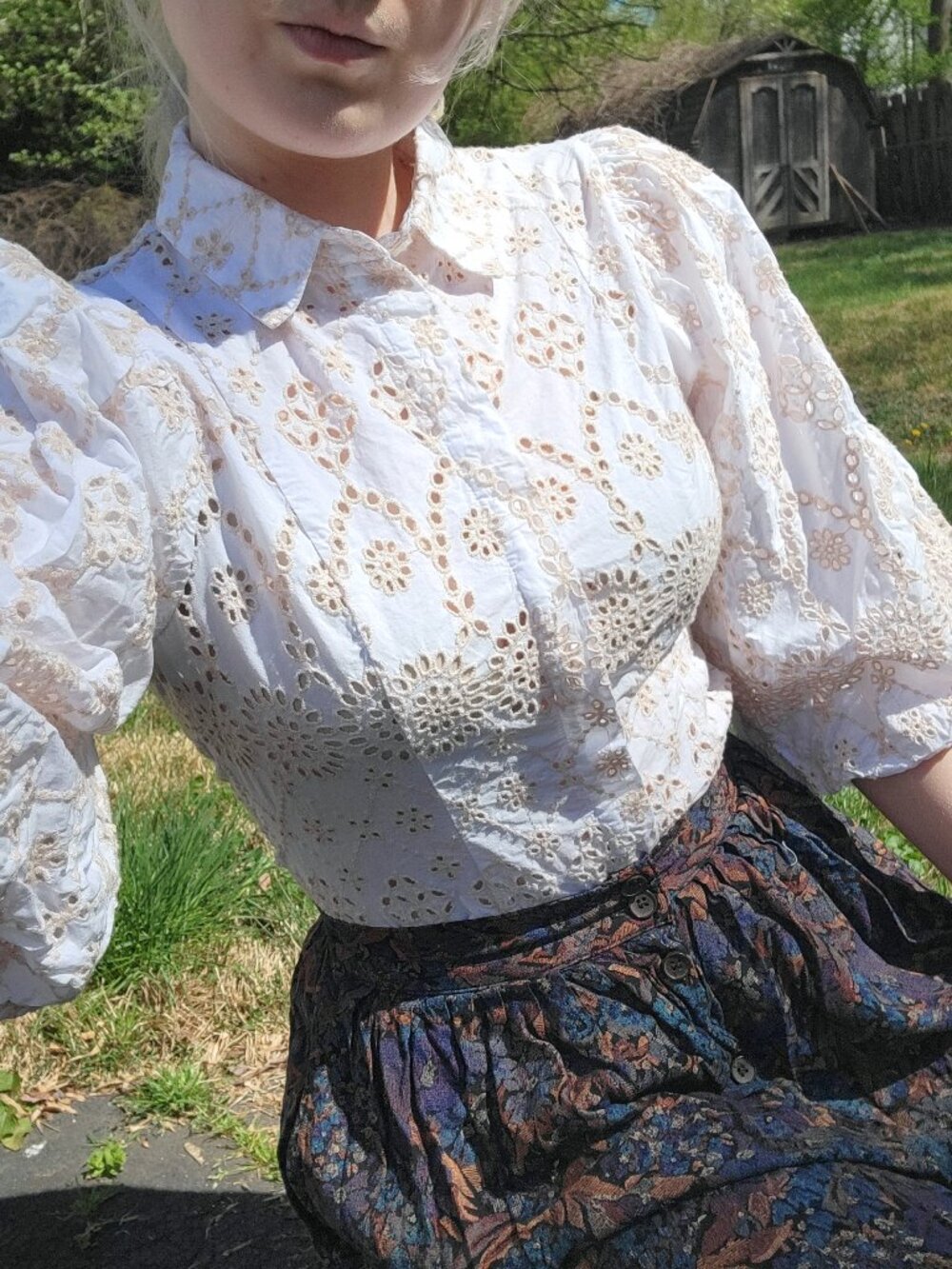 ₊˚ .❀⋆ TopShop embroidered puff sleeve blouse ࿔*❀⊹ ࣪ ˖